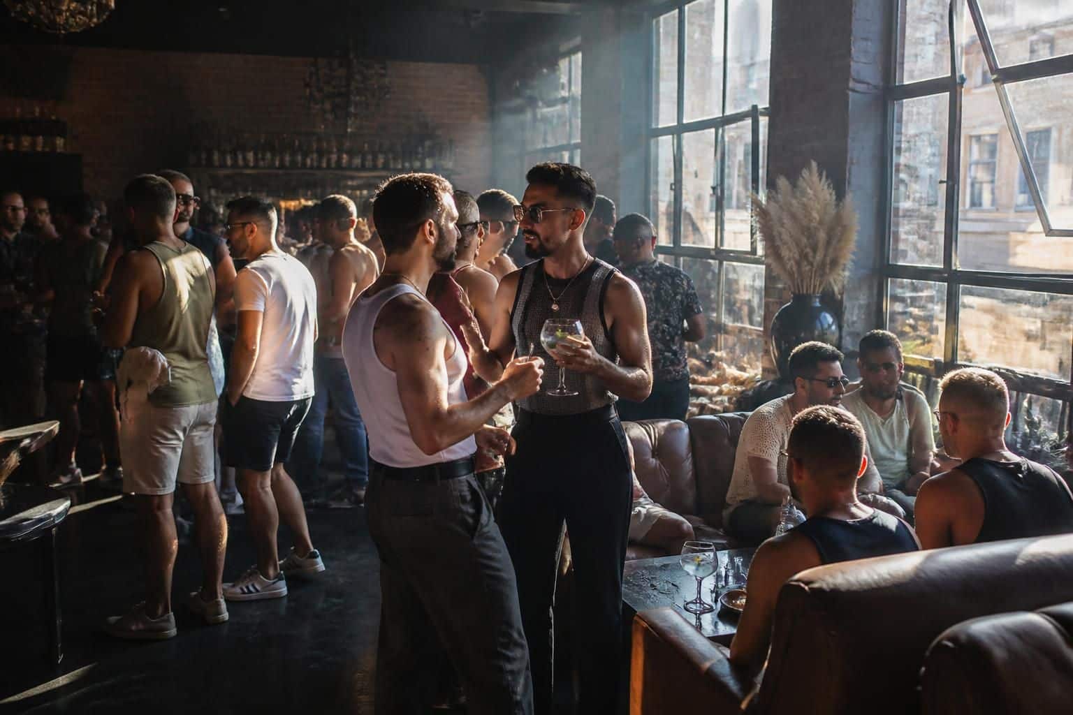 découvrez les soirées les plus mémorables dans un club gay à londres, alliant ambiance festive, musique entraînante et rencontres inoubliables au cœur de la capitale.